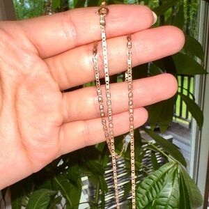 Elegant Gold Necklace for Women